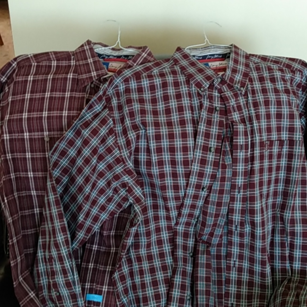 2 men's western shirts,xxl,xxg,ttg,George straight,wrangler
